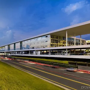 Sheraton Milan Malpensa Airport & Conference Centre מלון