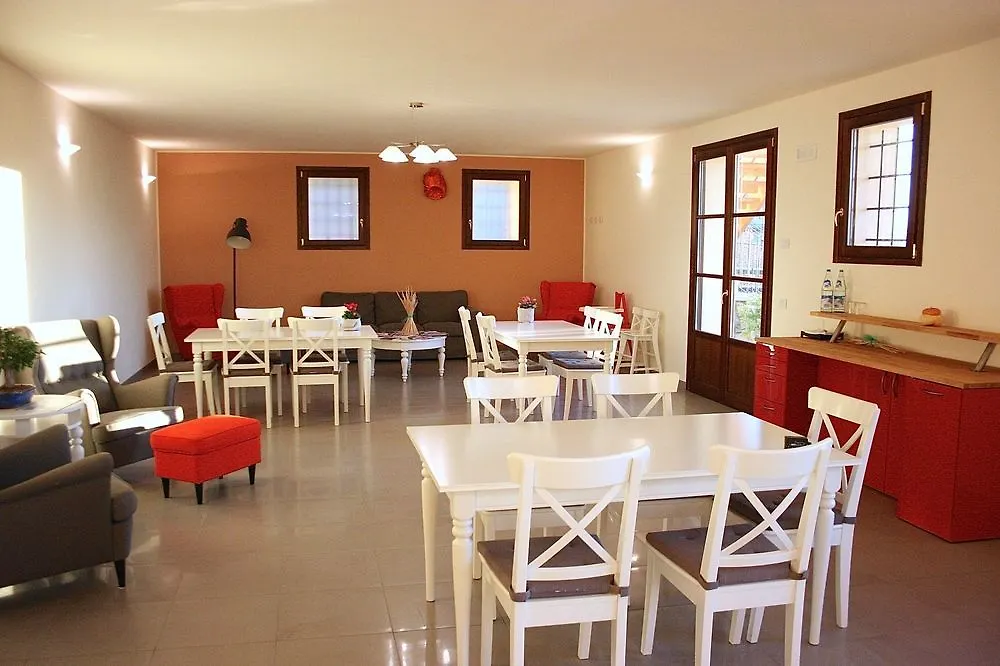 Agriturismo Deviscio 레코 팜스테이