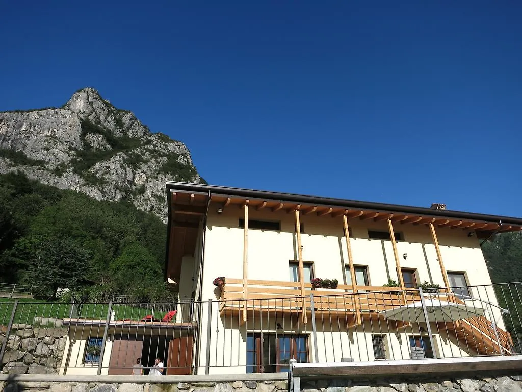 Farm stay Agriturismo Deviscio Lecco